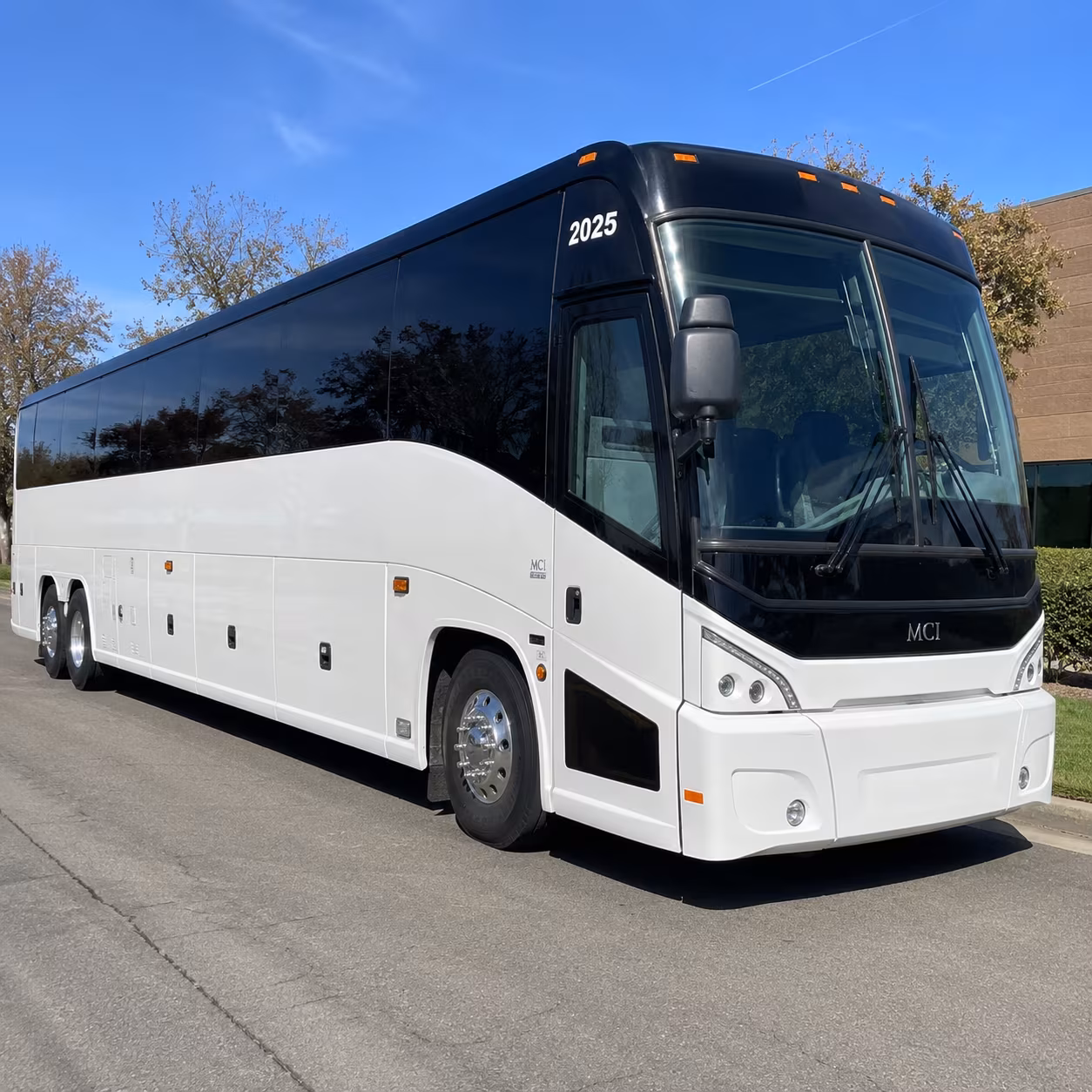 buses to disneyland knott s berry farm and orange county theme parks